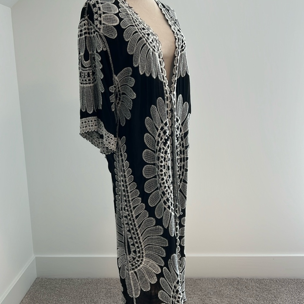Shoreline kimono